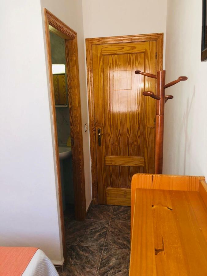 Hostal Restaurante Taibilla Нерпио Экстерьер фото