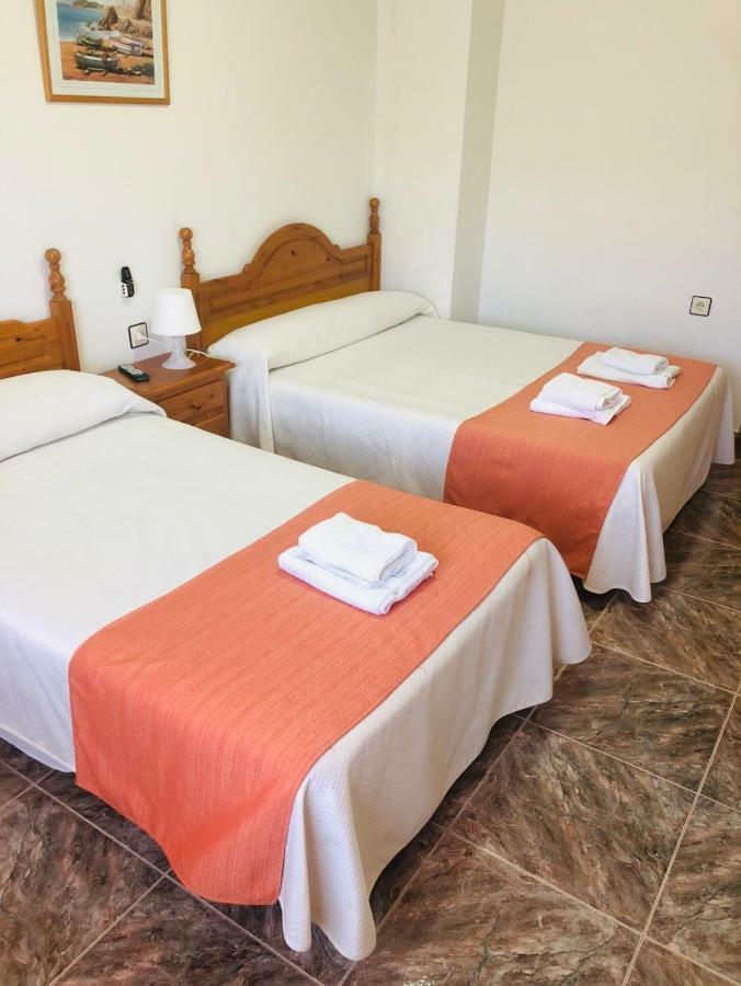 Hostal Restaurante Taibilla Нерпио Экстерьер фото