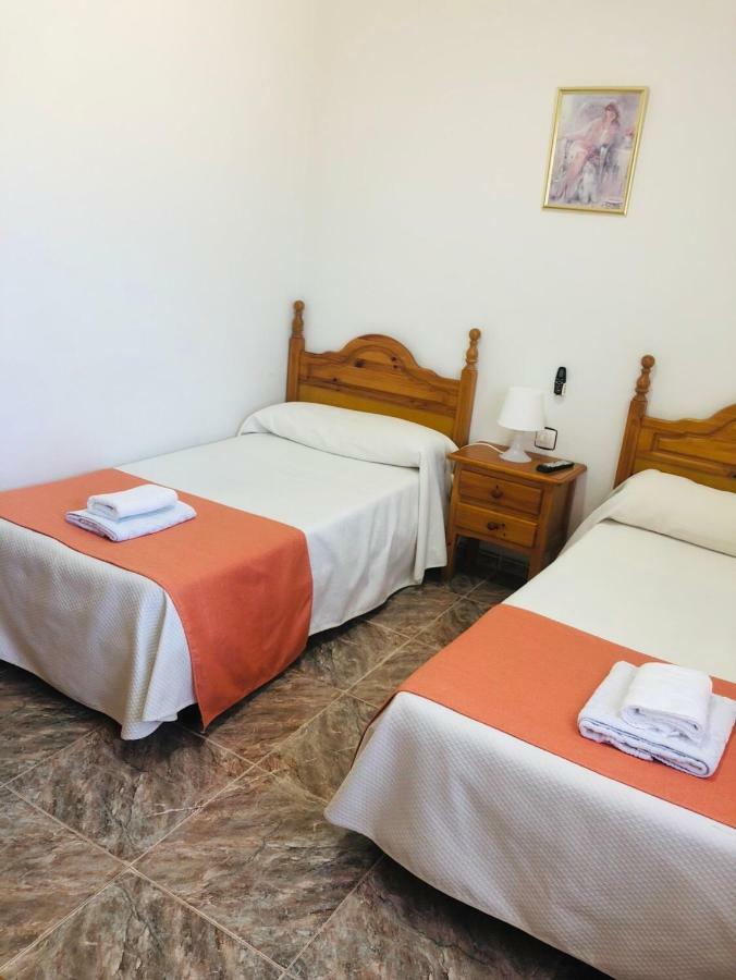 Hostal Restaurante Taibilla Нерпио Экстерьер фото